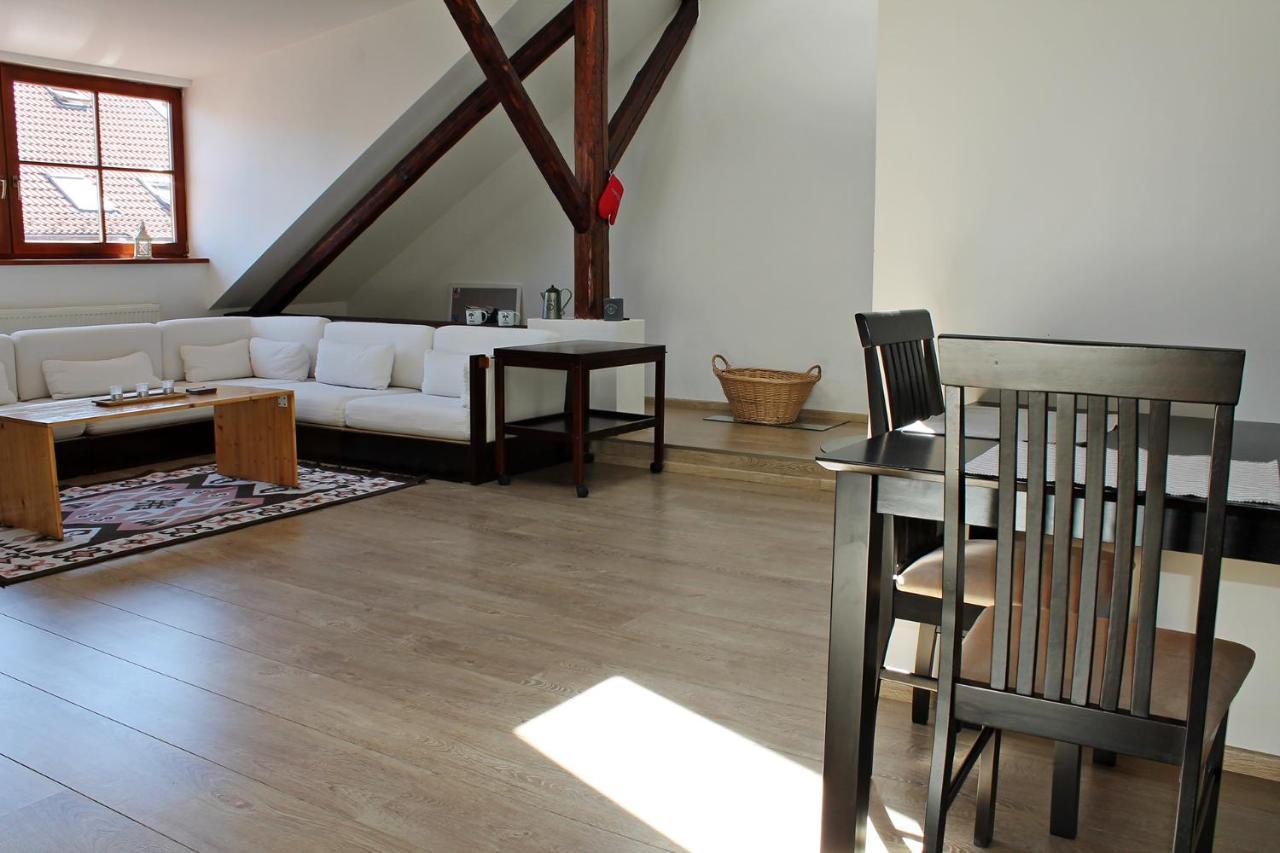 Apartamento Attic With Parking, Near The Center Of Cb - 110M2 Ceske Budejovice Exterior foto